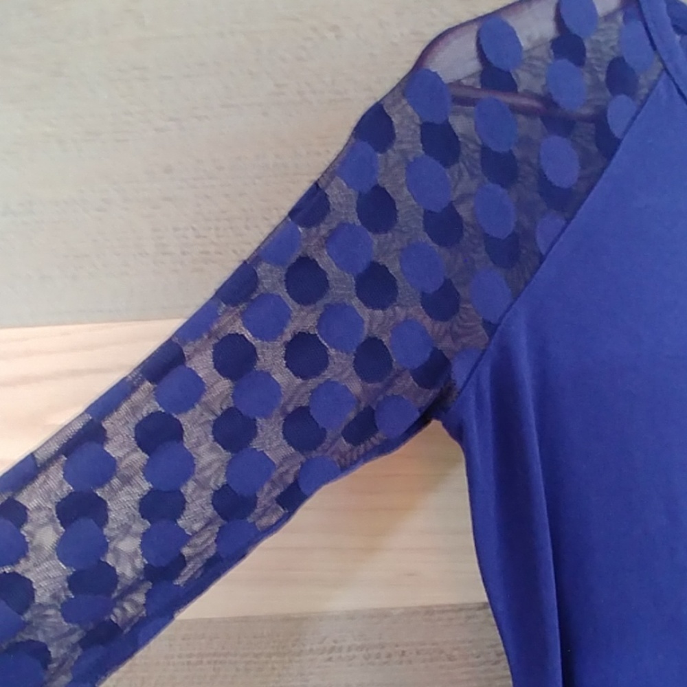 Express dress. - Picture 2 of 4